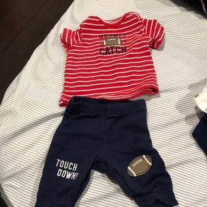 Carters new born two piece set